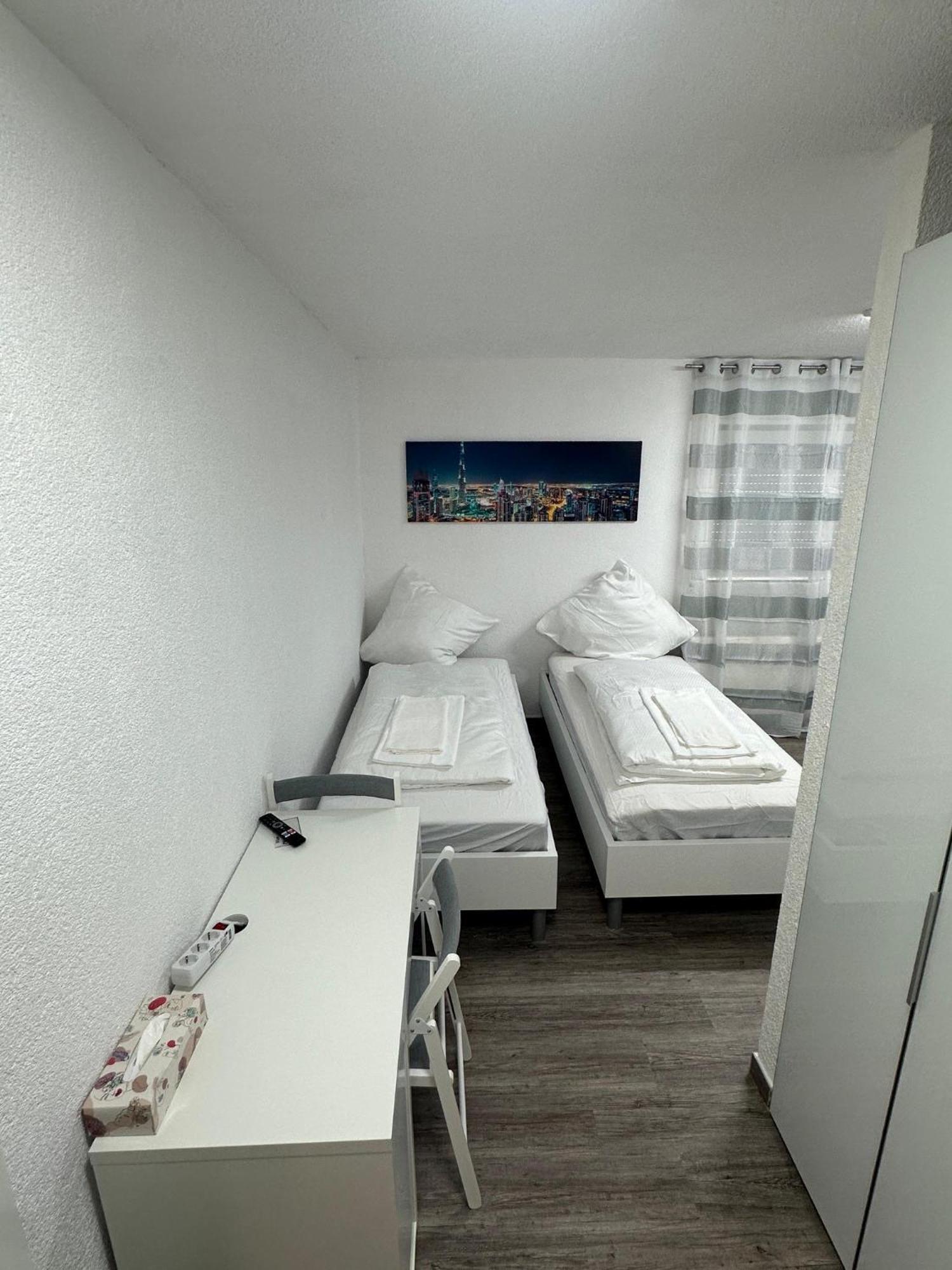 Tolle Fewo Direkt Am Campus 24-7 Checkin Germersheim Bagian luar foto