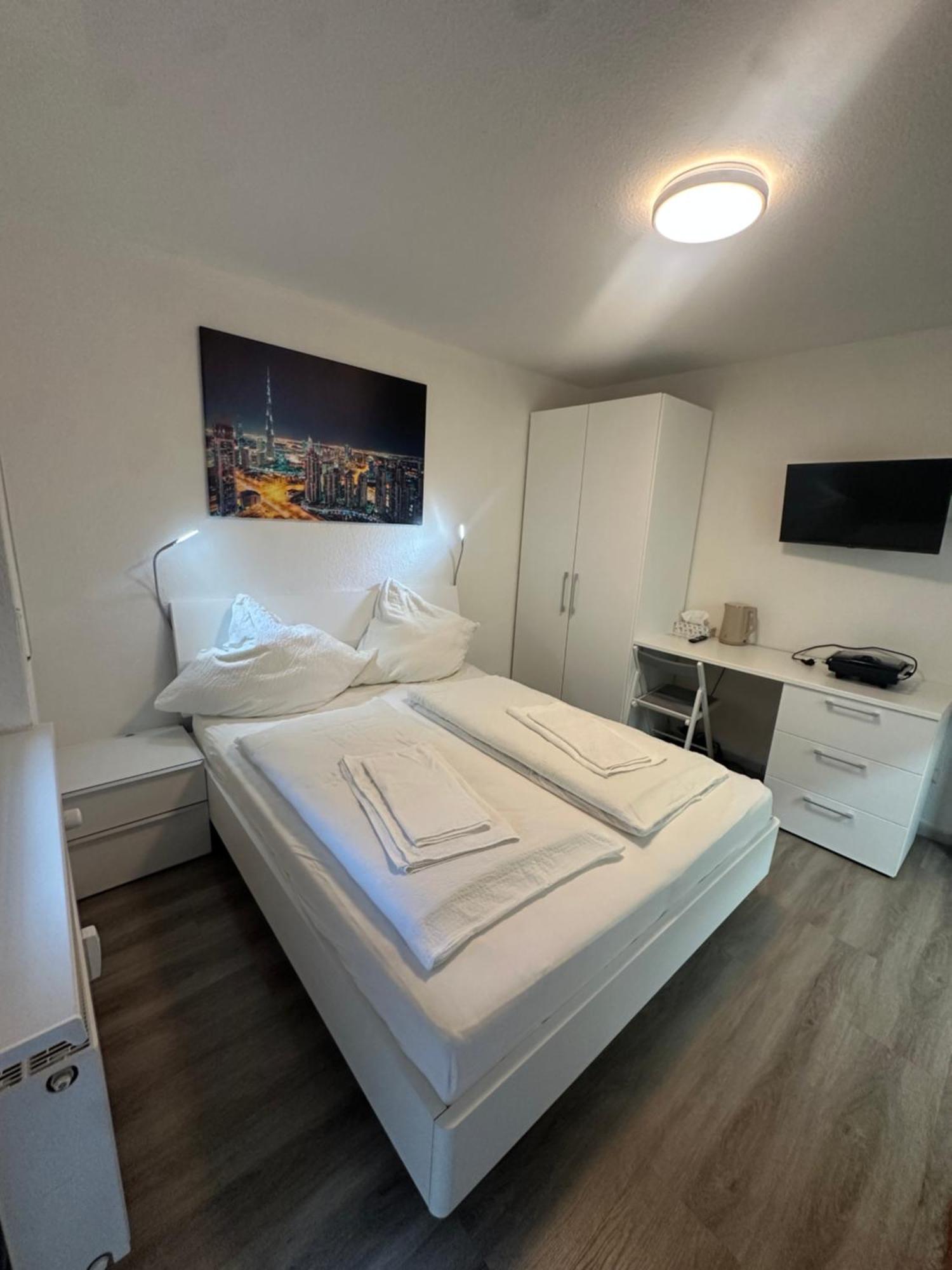 Tolle Fewo Direkt Am Campus 24-7 Checkin Germersheim Bagian luar foto